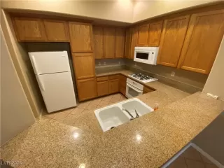 Photo #3: 2624114 Listing 