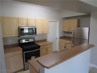 Photo #5: 2624127 Listing 