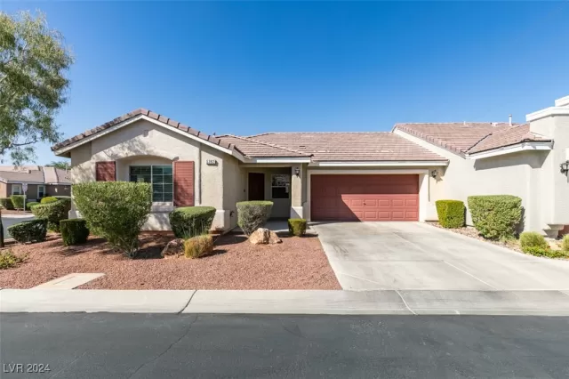 MLS: 2624132 Condo For Sale