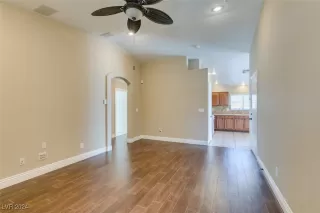 Photo #3: 2624132 Listing 