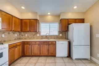 Photo #5: 2624132 Listing 