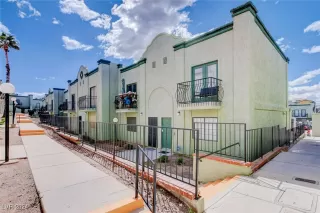 Photo #2: 2624140 Listing 