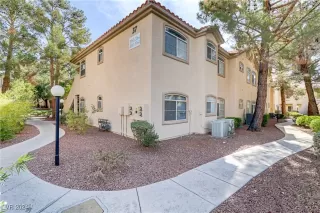 Photo #1: 2624148 Listing