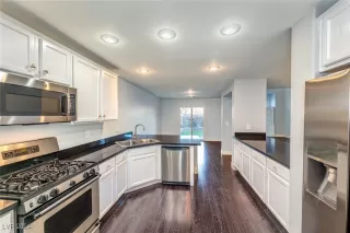 Photo #5: 2624152 Listing 