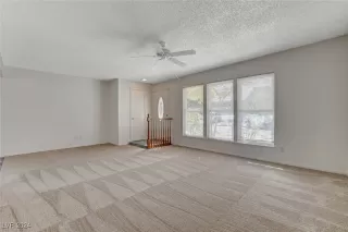 Photo #4: 2624160 Listing