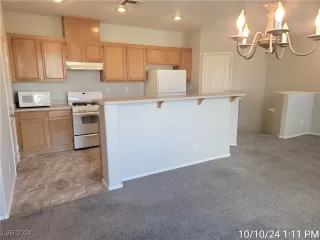 Photo #6: 2624166 Listing 