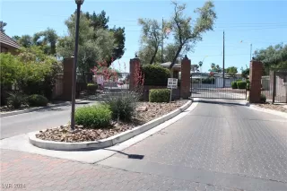 Photo #3: 2624169 Listing 