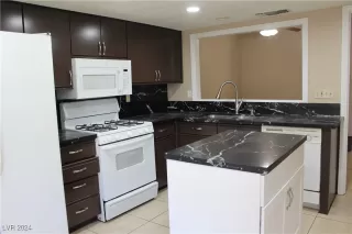 Photo #5: 2624169 Listing 