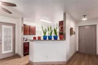 Photo #3: 2624200 Listing