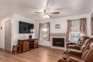 Photo #4: 2624200 Listing