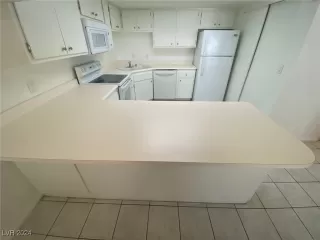 Photo #1: 2624226 Listing 