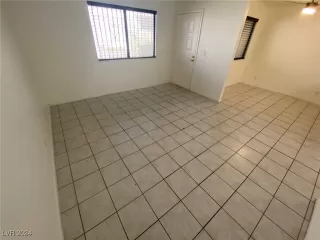 Photo #5: 2624226 Listing 