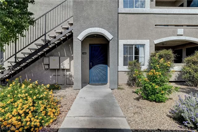 MLS: 2624243 Condo For Sale