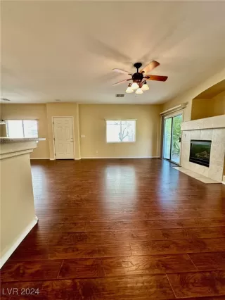 Photo #4: 2624259 Listing 