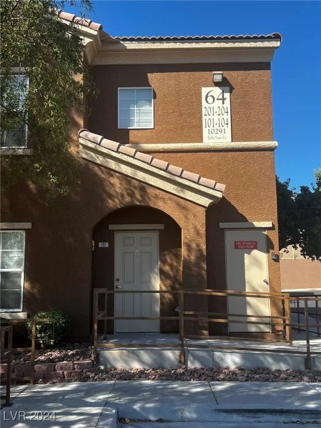 MLS: 2624265 Condo For Sale