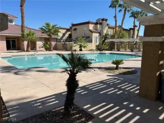 Photo #2: 2624269 Listing 