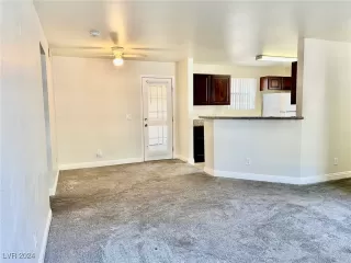 Photo #6: 2624269 Listing 