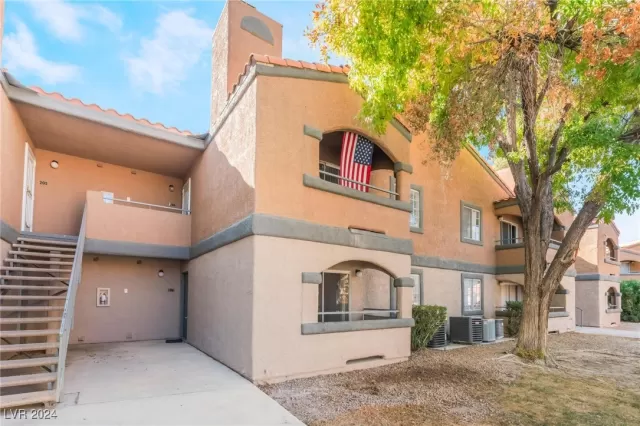 MLS: 2624270 Condo For Sale