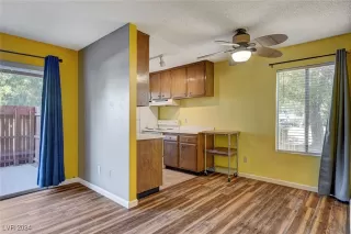 Photo #5: 2624303 Listing