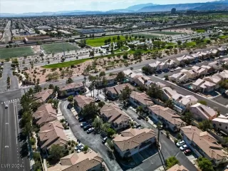 Photo #2: 2624333 Listing