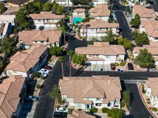 Photo #4: 2624333 Listing