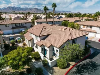 Photo #5: 2624333 Listing