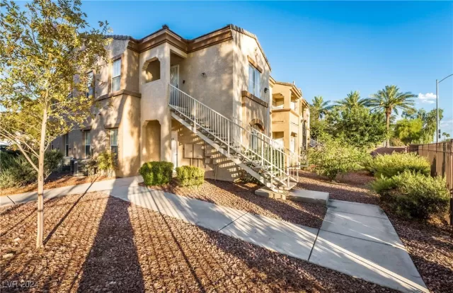 MLS: 2624354 Condo For Sale