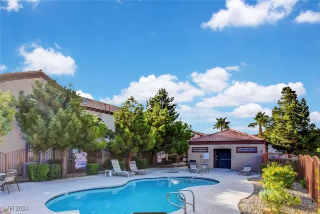 MLS: 2624356 Condo For Sale