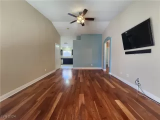 Photo #2: 2624359 Listing 