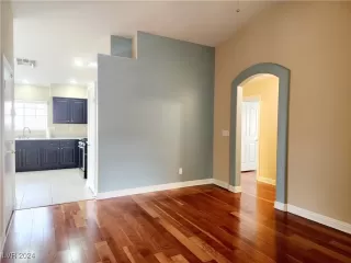 Photo #3: 2624359 Listing 