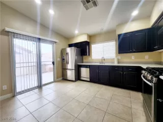 Photo #5: 2624359 Listing 