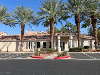 Photo #1: 2624411 Listing 