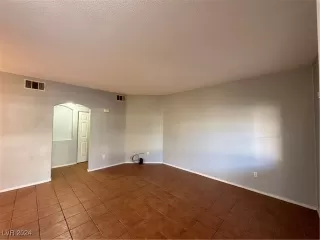 Photo #2: 2624439 Listing 