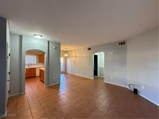 Photo #3: 2624439 Listing 