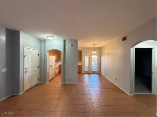 Photo #5: 2624439 Listing 