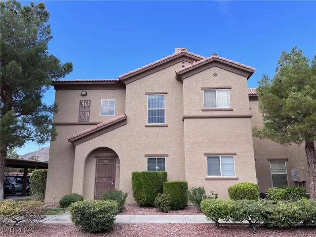 MLS: 2624447 Condo For Sale