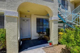 Photo #3: 2624459 Listing