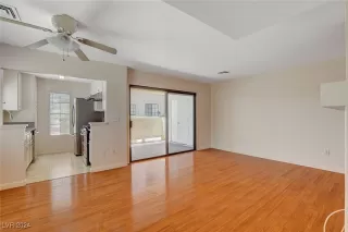 Photo #4: 2624459 Listing