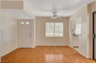 Photo #5: 2624459 Listing