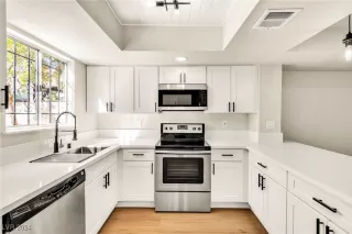 Photo #4: 2624487 Listing