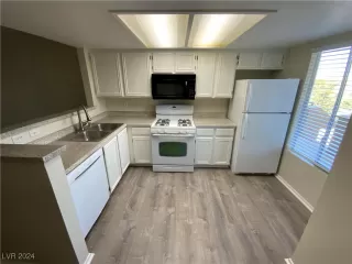 Photo #3: 2624497 Listing 