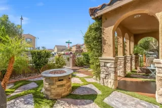 Photo #4: 2624504 Listing