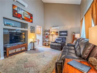 Photo #1: 2624613 Listing