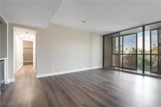 Photo #4: 2624620 Listing 