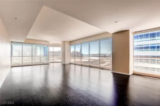 Photo #2: 2624625 Listing 