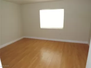 Photo #6: 2624626 Listing 