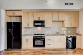 Photo #6: 2624655 Listing 