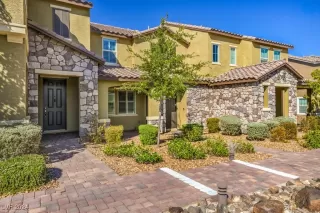 Photo #1: 2624656 Listing