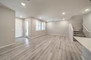 Photo #5: 2624656 Listing