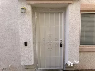 Photo #2: 2624669 Listing